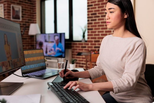 Bagaimana Cara Membuat Iklan Online yang Menarik Pelanggan?