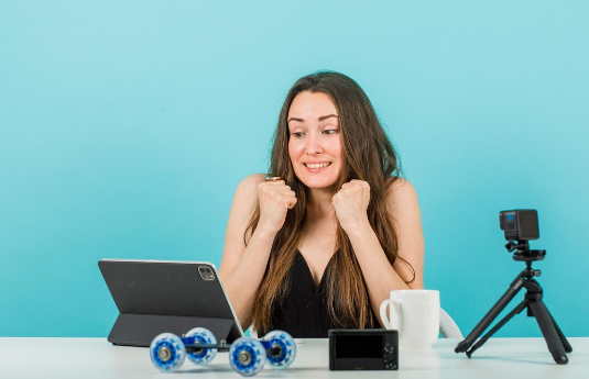 Apa Contoh Video Marketing yang Berhasil? Pelajari Strategi Jitu di Baliknya!