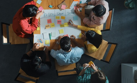 Apa Kunci Sukses Klien Setelah Dibina Kombas? Rahasia di Balik Perubahan Bisnis Digital!